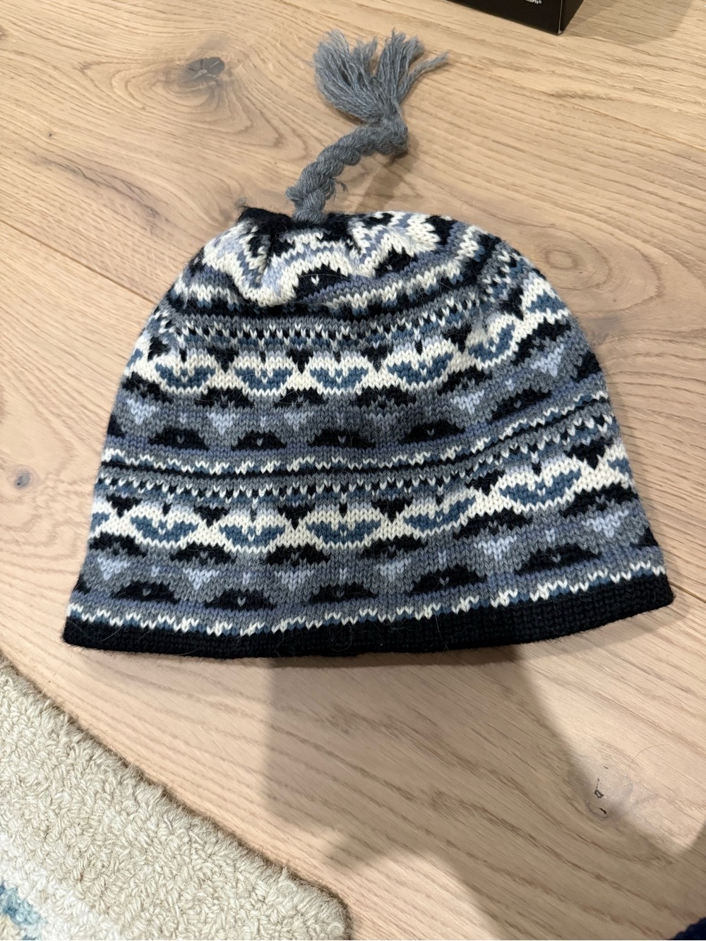 Kids Grey Patterned Knit Hat with Tassel